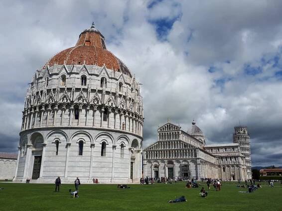 Pisa a její šikmá věž