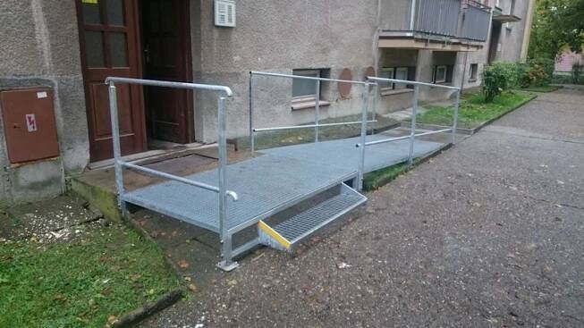 Roštová rampa - rampa pro invalidy a seniory (s úhradou