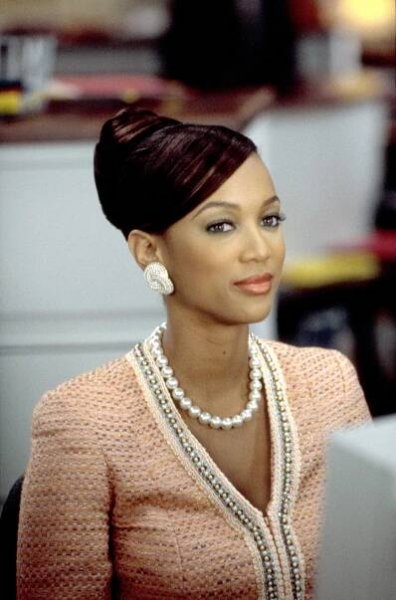 life-size-tyra-banks-outfits-262775-1531348729929-image