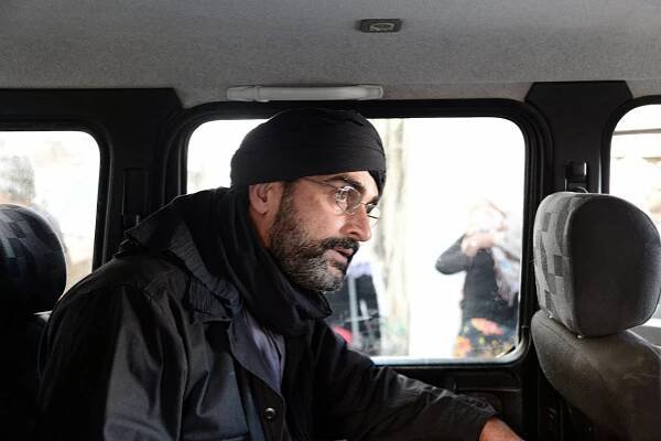 Ve jménu vlasti - Zpátky v Bejrútu - Z filmu - Navid Negahban