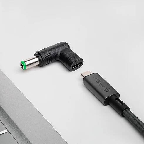 Adaptér pro notebooky AK-ND-C18 USB-C / 6.3 x 3.0 mm
