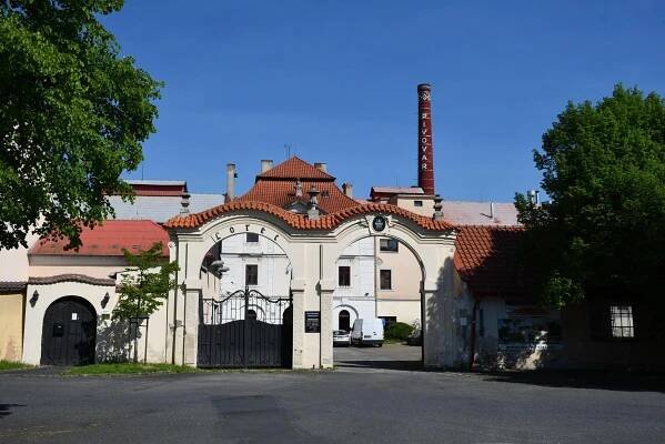 Zlatavý mok ze stříbrného města Kutné Hory se stáčí v tamějším pivovaru