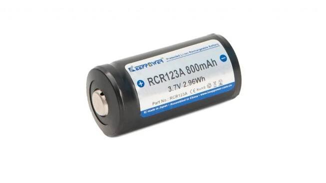 Baterie dobíjecí KEEPPOWER RCR123A 800 mAh (Li-Ion) s ochranou