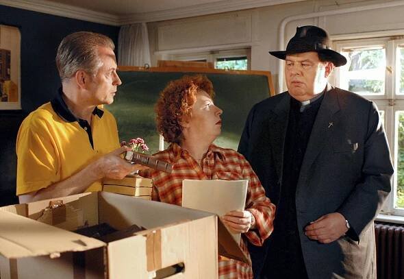 Otec Braun - Posvátný strom - Z filmu - Hans-Jürgen Schatz, Hansi Jochmann, Ottfried Fischer