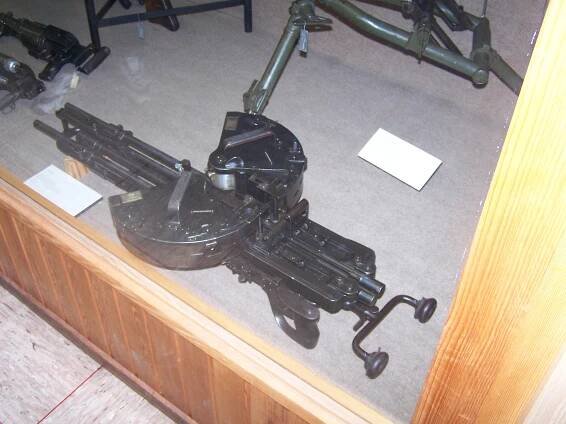 JPN - Type 89 Model 1 (7,7 mm kulomet) : Zbraně s jednoduchým závěrem