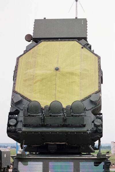 Design of the S-300P and S-300V SAM Systems