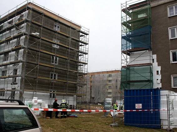 V Karviné zemřel statik přímo na lešení