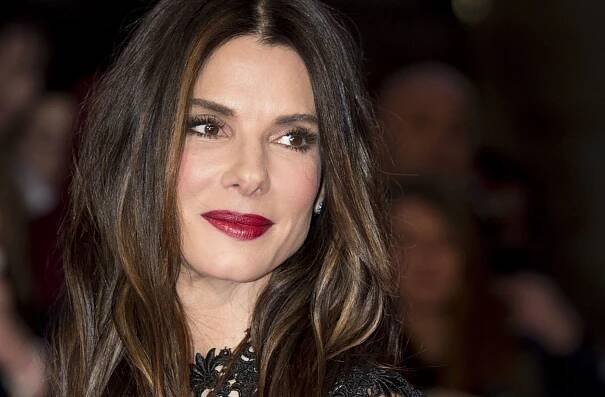 Sandra Bullock celebrity net worth - salary, house, car