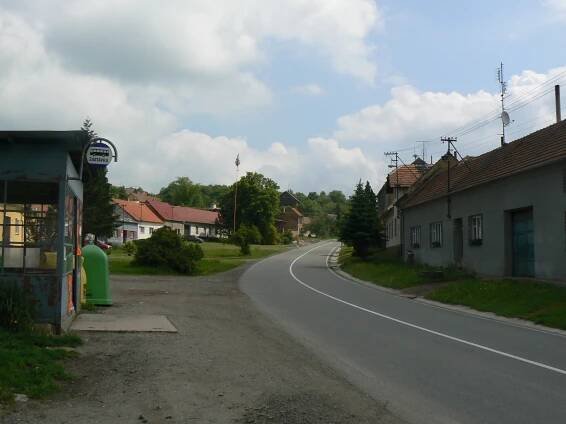 Soubor:Jestřabice - náves.jpg – Wikipedie