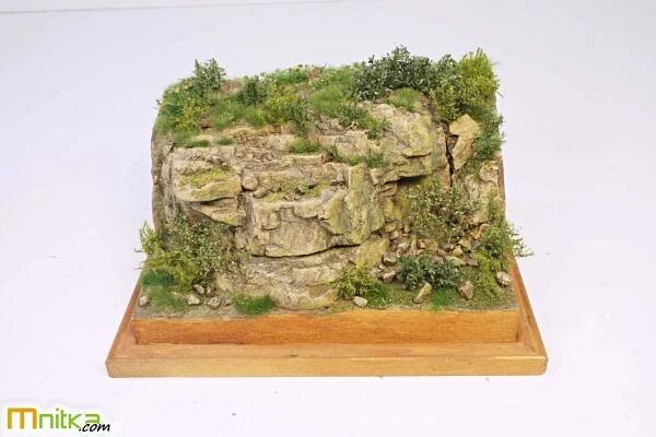 malé diorama se skálou | mnitka