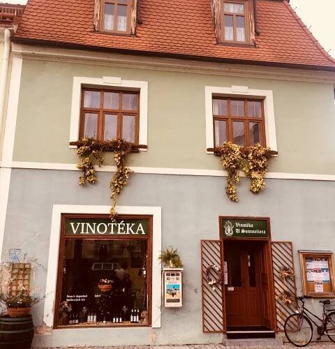 VINOTEKA U SOMMELIERA - VALTICE - Restaurant Reviews, Photos & Phone Number - Tripadvisor