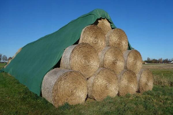 Agrodoplňky - Krycí plachta na balíky 140g/m2 - zelená
