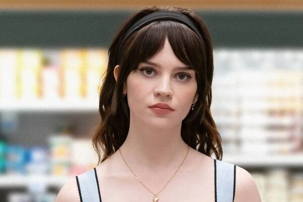 COMPANION, Sophie Thatcher, 2025.