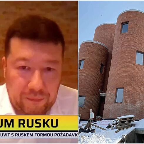 Tomio Okamura už ve své nové vile dle záběrů CNN Prima News úřaduje.