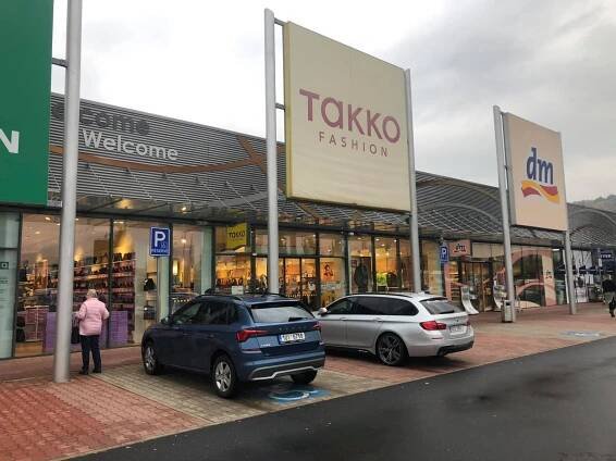Co je nového v Nákupním parku Trmice: Čínská restaurace, Pepco, Sconto a OBI