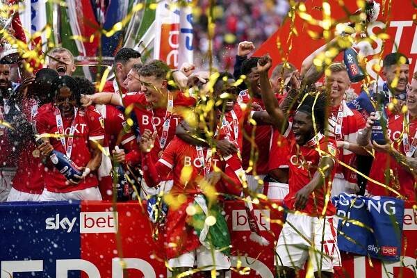 Nottingham Forest je späť v Premier League. Druholigista, ktorý zrazu dominoval Európe a potom na dlhé roky zmizol