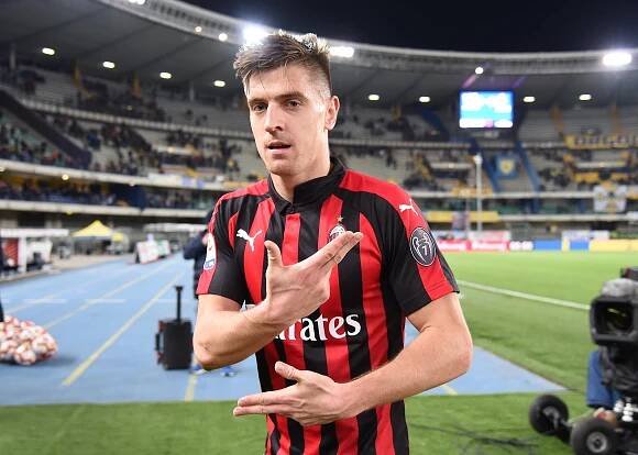 Krzysztof Piatek pálí i v AC Milán | iROZHLAS - spolehlivé zprávy
