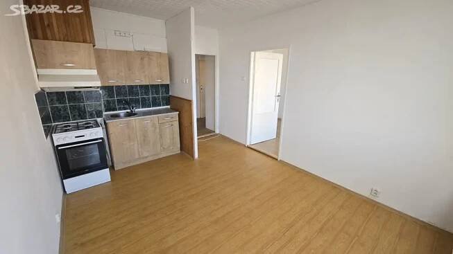 Pronájem bytu 1+1+L, Teplice, J.Koziny, 38m2, 7p