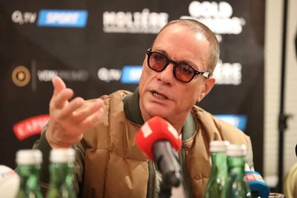 Akční hrdina Jean-Claude van Damme (63) v Česku: Já a 63 let? To vám lhali!