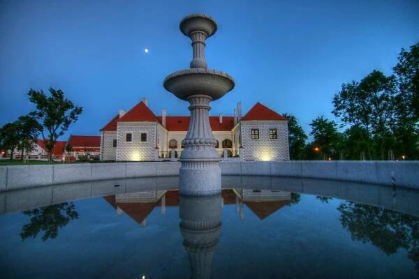 HOTEL ZÁMEK VALEČ foto 2