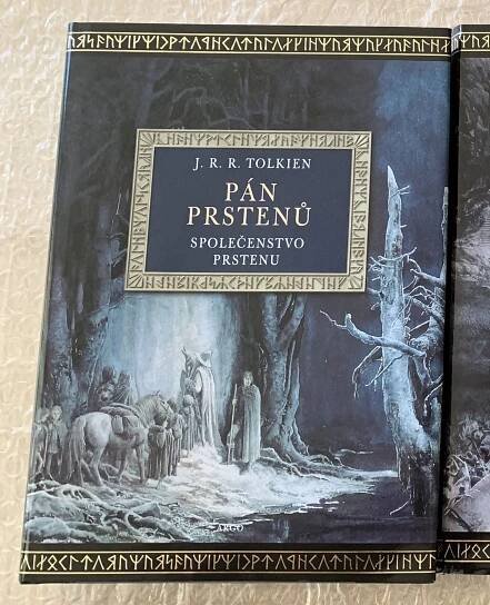 Kniha Pán prstenů: Společenstvo prstenu (Argo, ilustrované vydání) | imago.cz