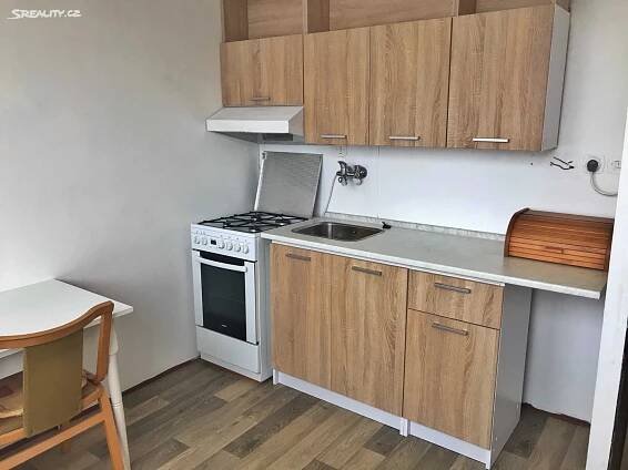 Pronájem bytu 1+1 35 m², Svobodova, Otrokovice