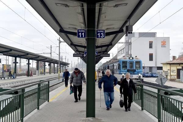 České dráhy loni přepravily 157 milionů cestujících, meziročně o 30 procent víc