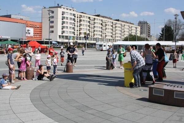V centru Havířova se v pátek konal ekologický program Dne Země