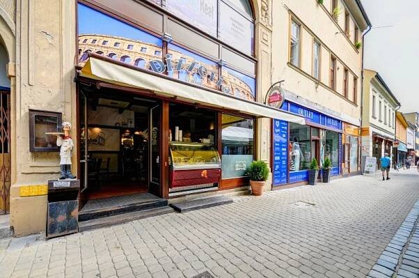 Fotogalerie pizzerie Istria | Italské jídlo, Zmrzlina, Prostory