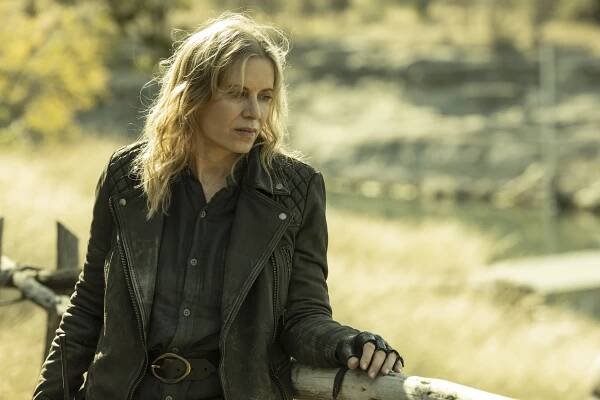Kim Dickens - Actress