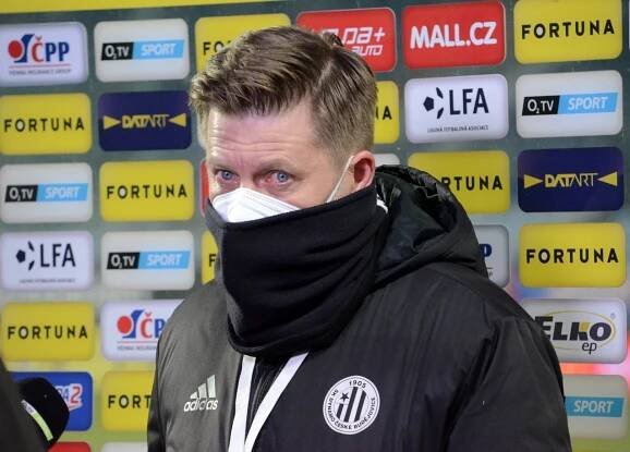 Spekulace o konci? Řešíme jen to, co můžeme ovlivnit, řekl po Karviné trenér David Horejš
