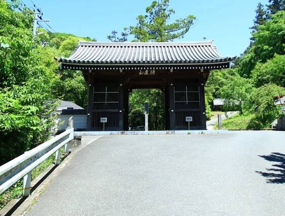 Tokudozan  Kanjyouin  Kirihataji
        