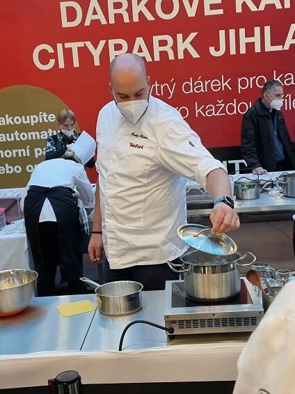 Masterchef mezi studenty i Kluci v akci. Do Remeše pojedou kuchaři z Brodu