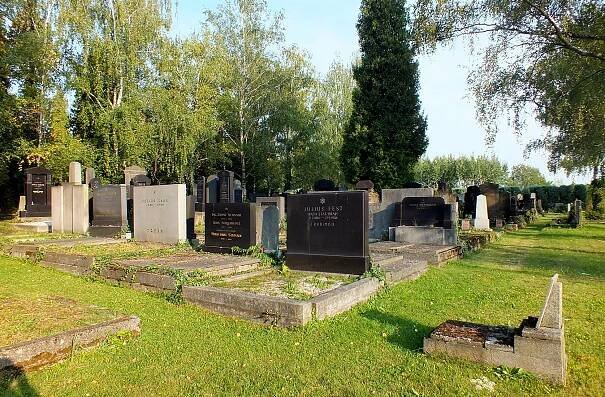 Židovský hřbitov — Hřbitovy města Olomouce