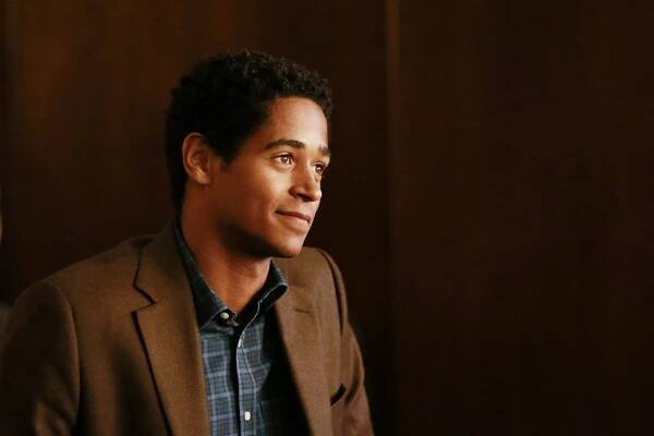 Vražedná práva - Koukej nakládat - Z filmu - Alfred Enoch