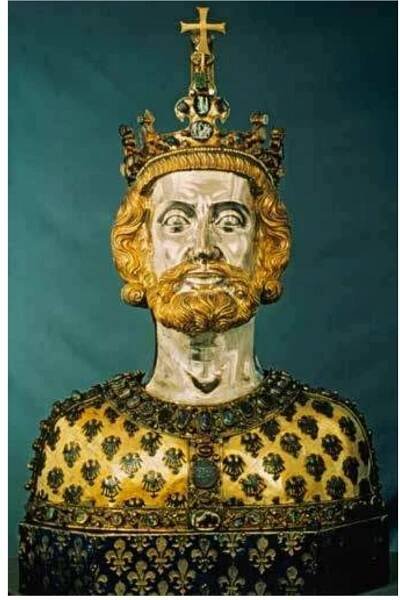 Plate 1 Reliquary bust of Charlemagne, c. 1349, silver, partially gilded, semi-precious stones, antique gems and cameos. Cathedral Treasury, Aachen (photo: Art Resource, NY) 