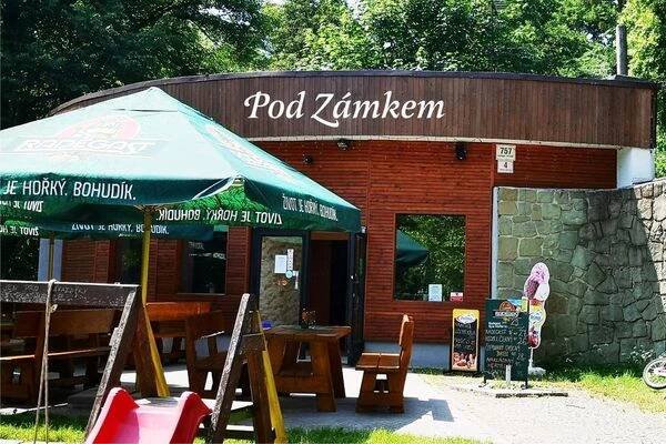 Restaurace Pod Zámkem foto 1
