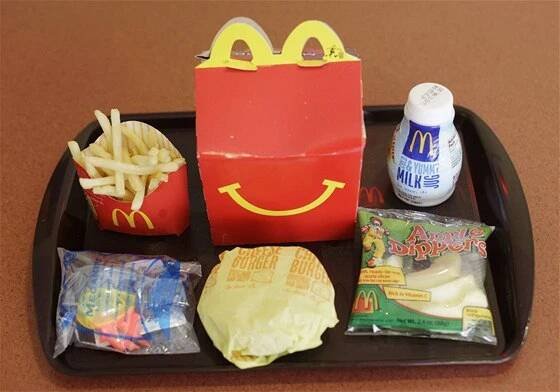 Happy Meal od MC Donald´s.