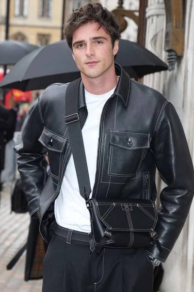 Jacob Elordi attends the Burberry A/W 2023 Womenswear Collection Presentation on March 11, 2022 in London, England.
