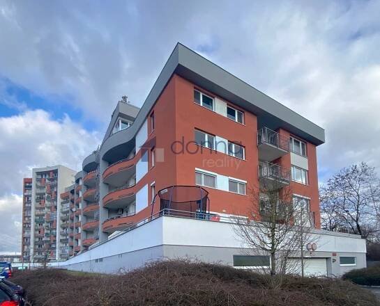 Pronájem bytu 2+1, 39m2, Praha 9 - Hloubětín, ul. Nademlejnská, nezařízený, metro B Hloubětín. | Realitní kancelář Donna