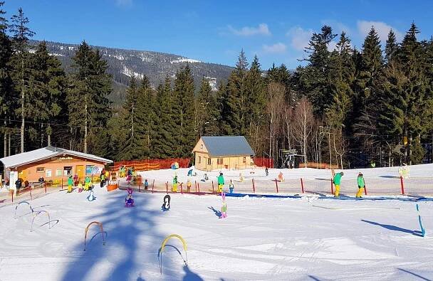 Dolní Morava nabízí snowpark, skikrosovou trať i další atrakce | TN.cz