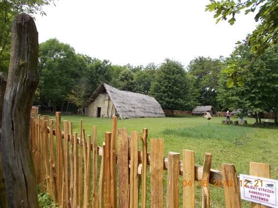 Z Loun do archeoskanzenu v..., Tipy na výlet