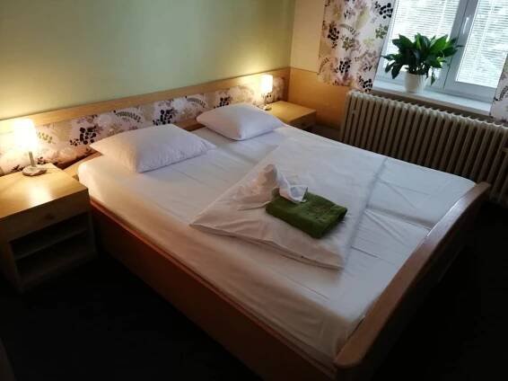 FOTO | HOTEL ROZVOJ, KLATOVY: UBYTOVÁNÍ KLATOVY