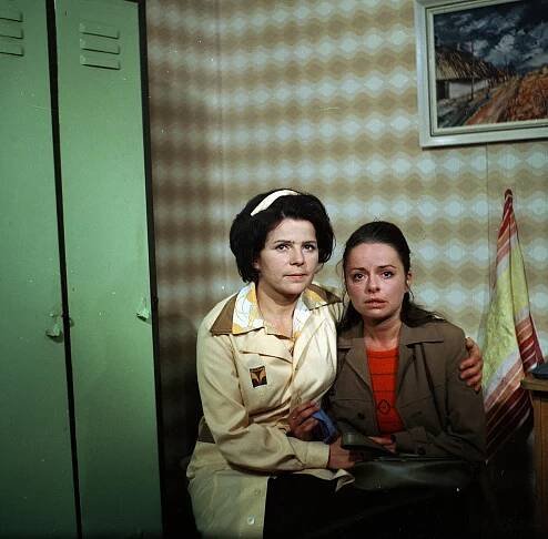 Žena za pultem - Příběh řeznice Lady a skladníka Oskara (E04) (1977)