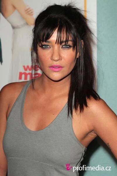 Jessica Szohr - celebrity účes - HappyHair