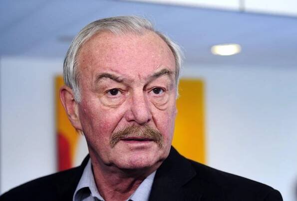 Prezidentský kandidát Přemysl Sobotka na chatu Blesk.cz: Umírat se mi nechce