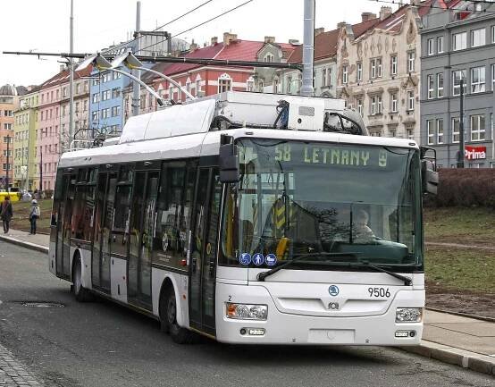Trolejbusová linka 58 Palmovka - Letňany.