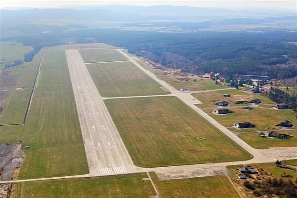 Letiště trpí. Kraj mu hodlá poslat stovky milionů na navigaci a halu