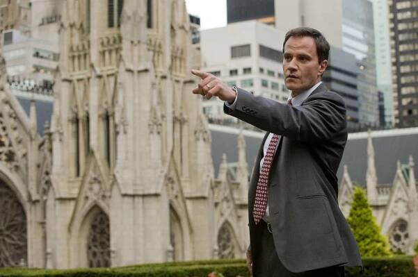 Ve službách FBI - Nitky - Z filmu - Tim DeKay