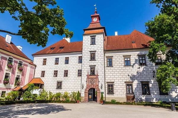 Klec - Lužnice - Velký Tisý - Dvořiště - Dunajovická Hora - Svět - Třeboň - Klec - 48 km - Vkleci.cz